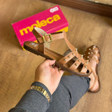 Sandália Moleca Rasteira Pedrinhas Douradas