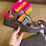 Sandália Moleca Napa Tresse Detalhe Dourado